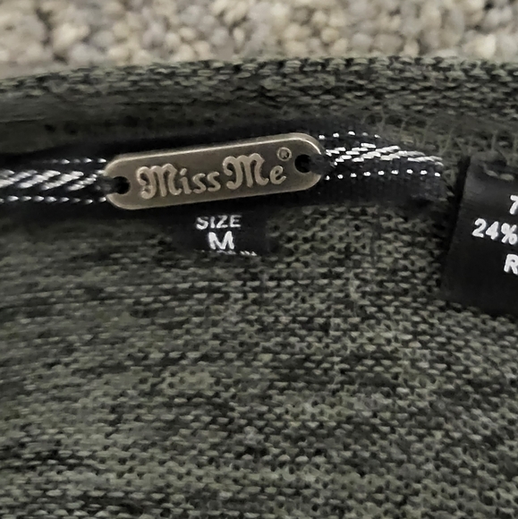 Long sleeve MISS ME SHIRT - Picture 2 of 4